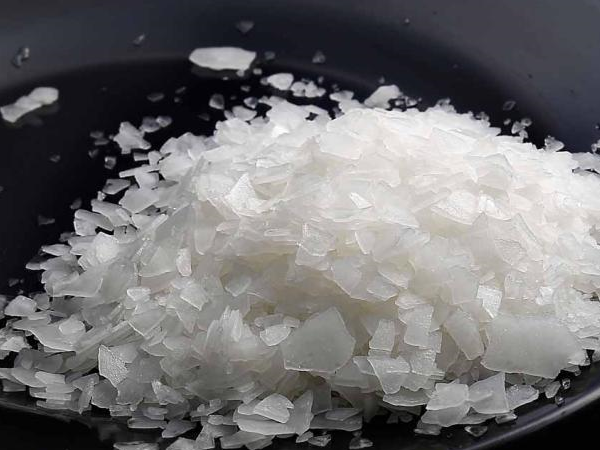 濰坊氯化鎂六水片生產(chǎn)廠家